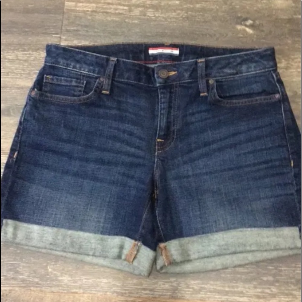Tommy Hilfiger boyfriend jean shorts